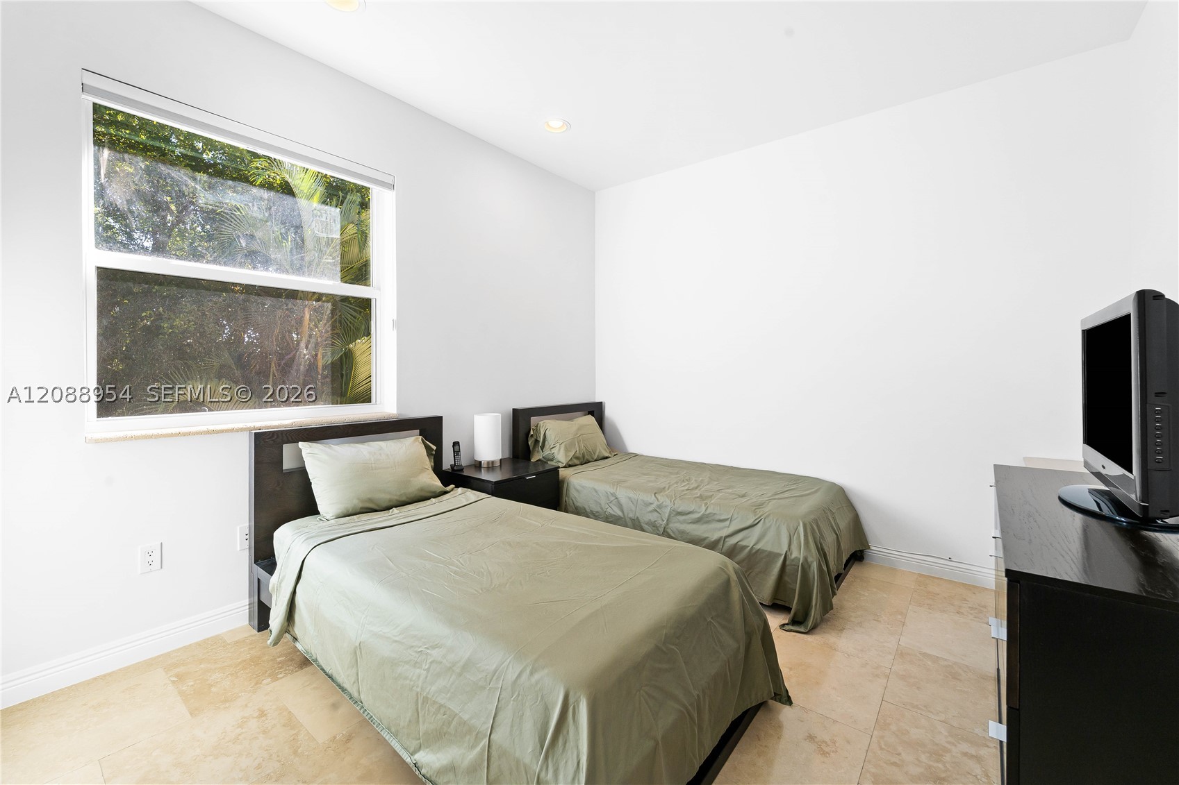 1490 Cleveland Rd, Miami Beach FL 33141