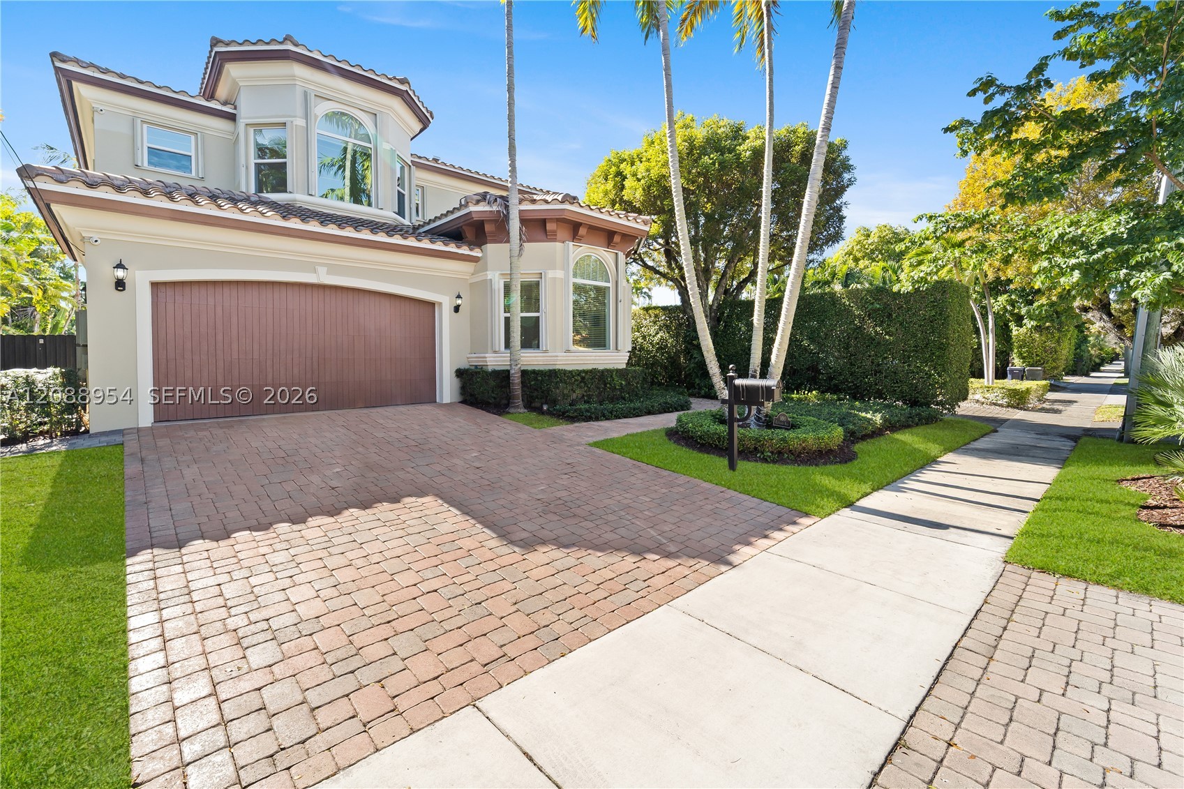 1490 Cleveland Rd, Miami Beach FL 33141