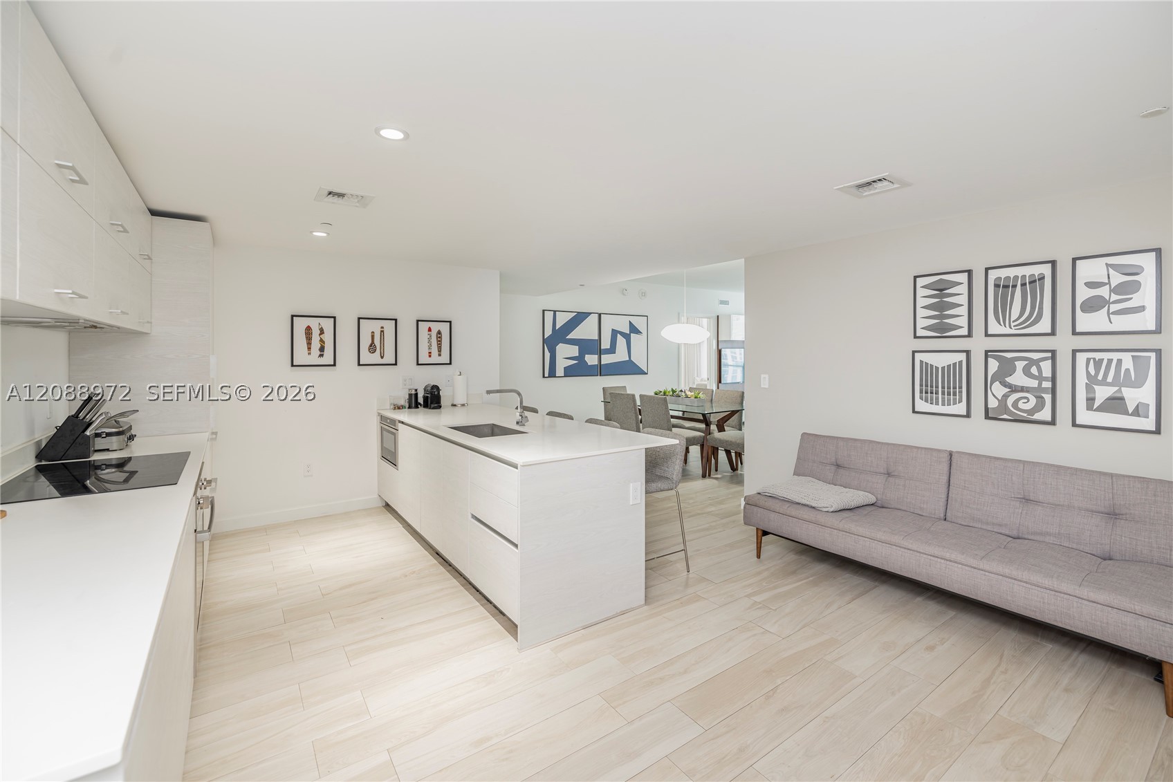 1300 S Miami Ave #2210, Miami FL 33130