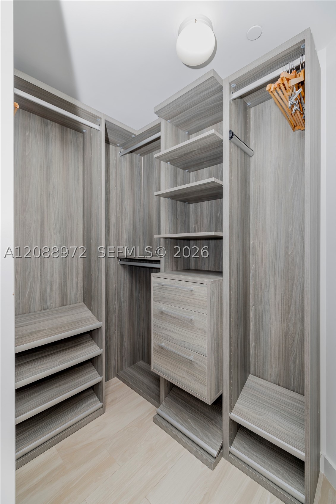 1300 S Miami Ave #2210, Miami FL 33130