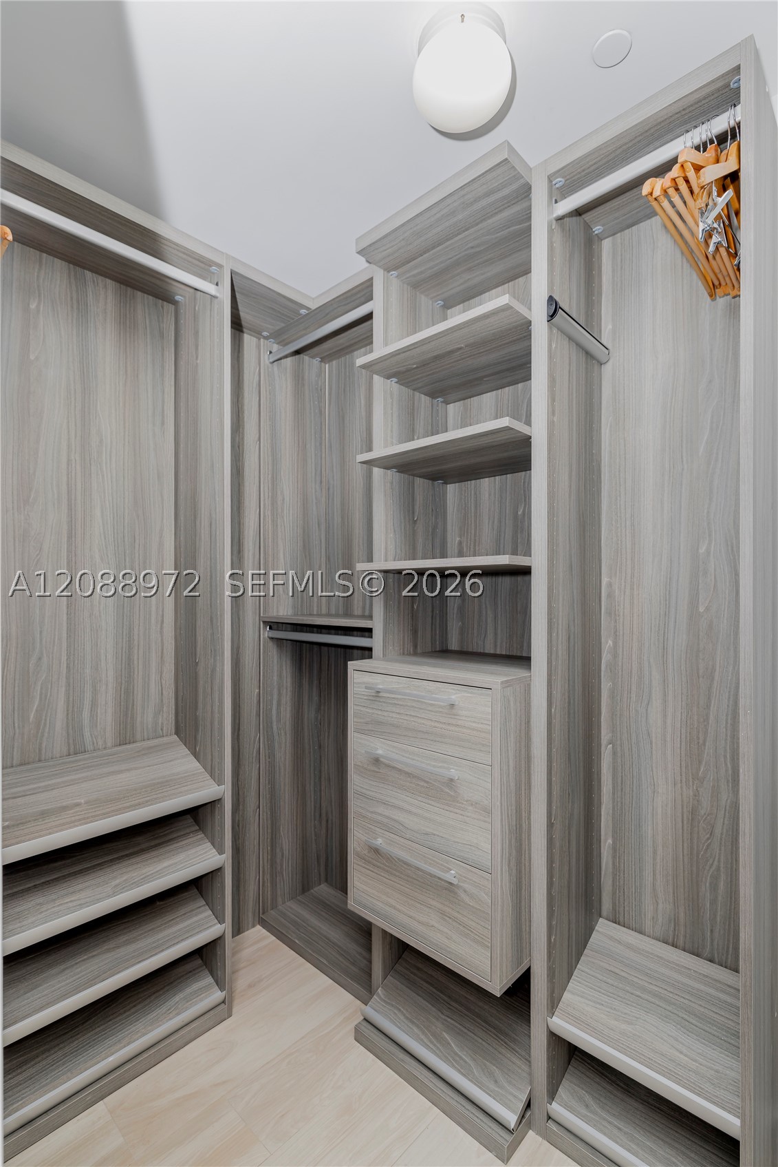 1300 S Miami Ave #2210, Miami FL 33130