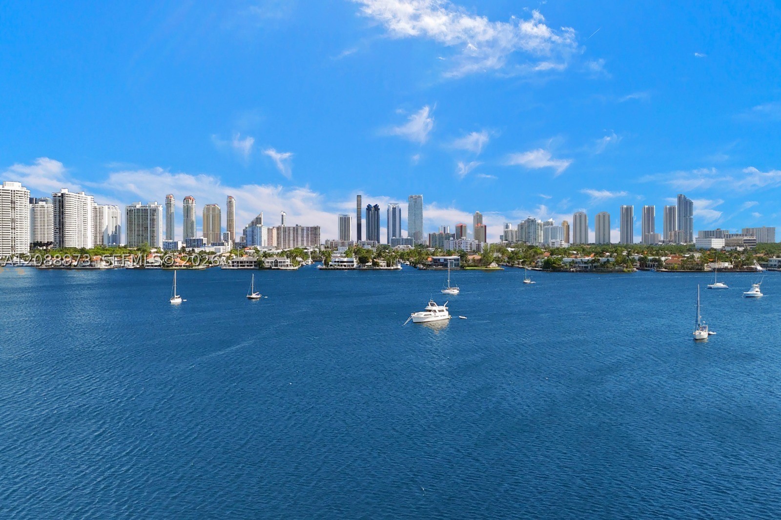17111 Biscayne Blvd #2210, North Miami Beach FL 33160