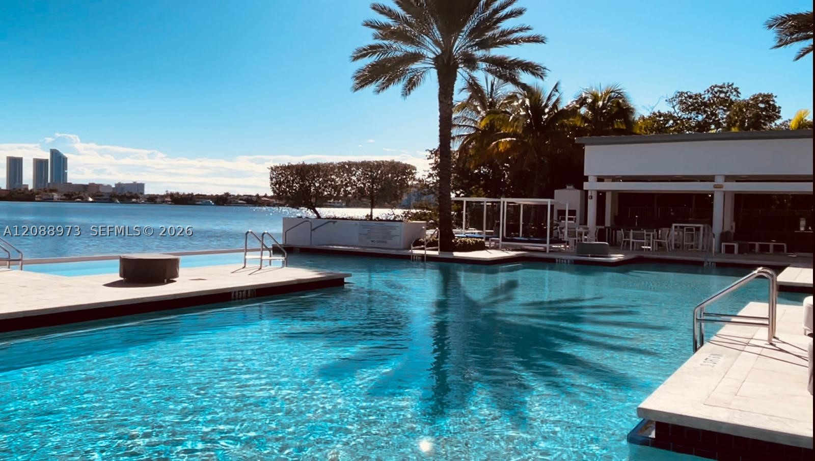 17111 Biscayne Blvd #2210, North Miami Beach FL 33160