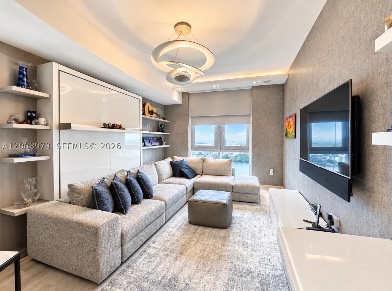 17111 Biscayne Blvd #2210, North Miami Beach FL 33160