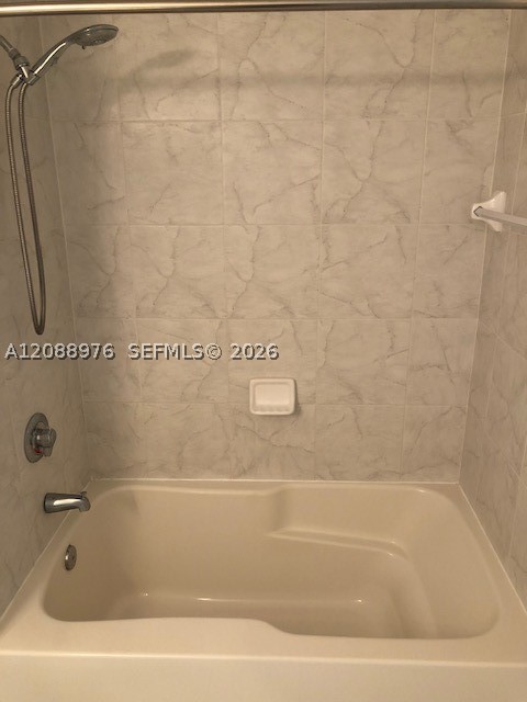 133 NE 2nd Ave #1404, Miami FL 33132