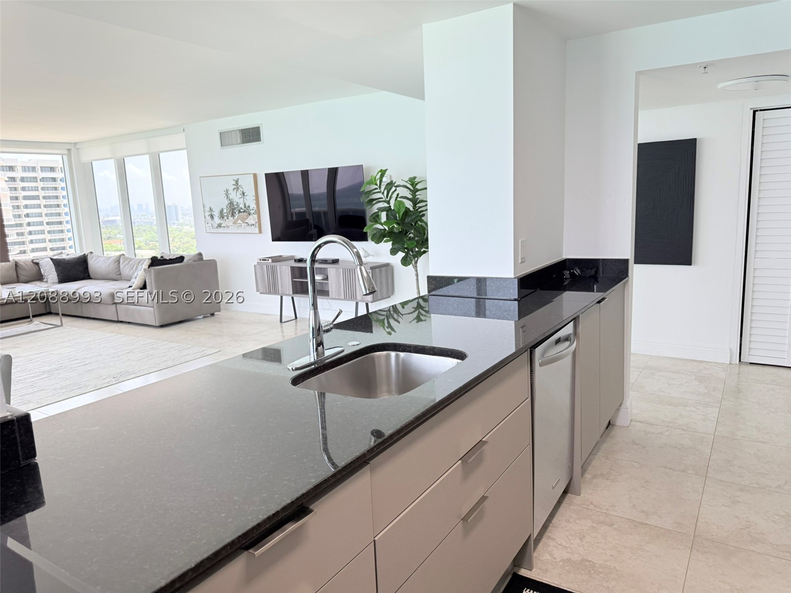 10275 Collins Ave #1210, Bal Harbour FL 33154