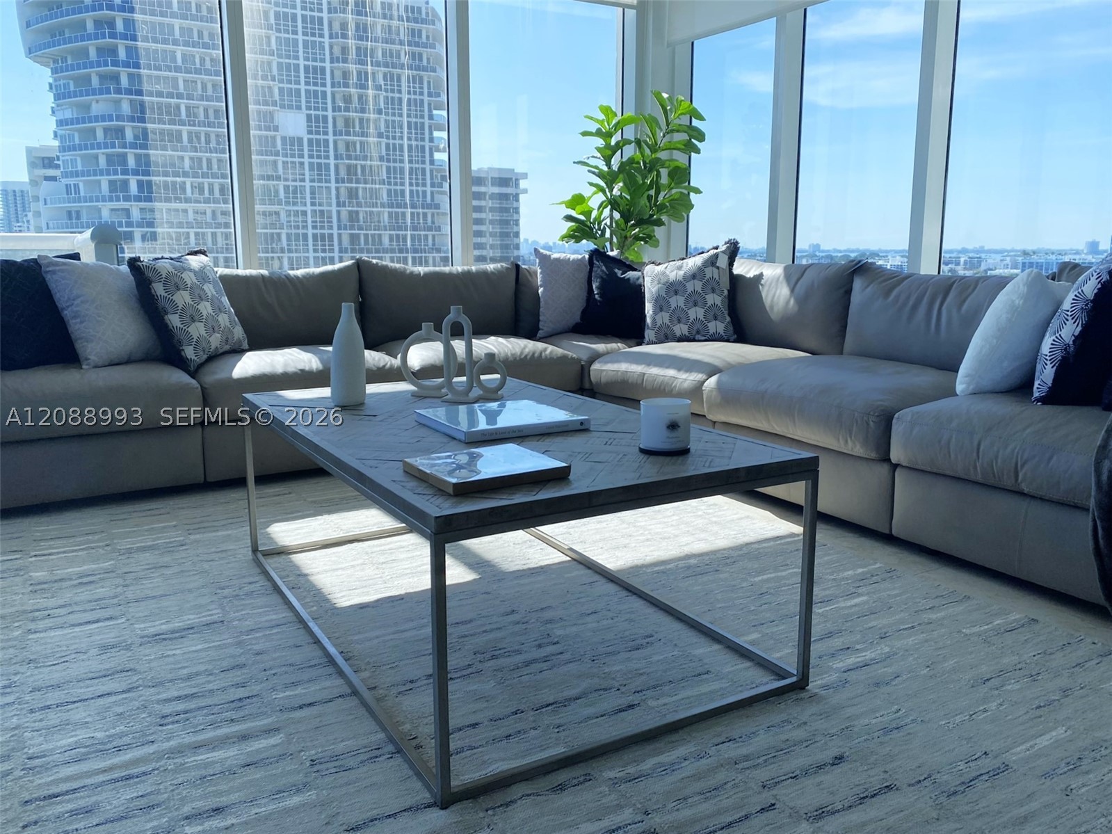 10275 Collins Ave #1210, Bal Harbour FL 33154