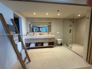 6767 Collins Ave #TS-2206, Miami Beach FL 33141