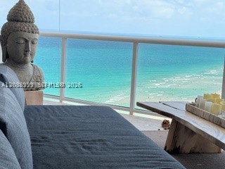 6767 Collins Ave #TS-2206, Miami Beach FL 33141