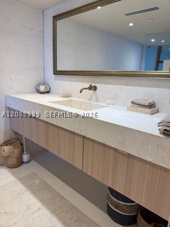 6767 Collins Ave #TS-2206, Miami Beach FL 33141