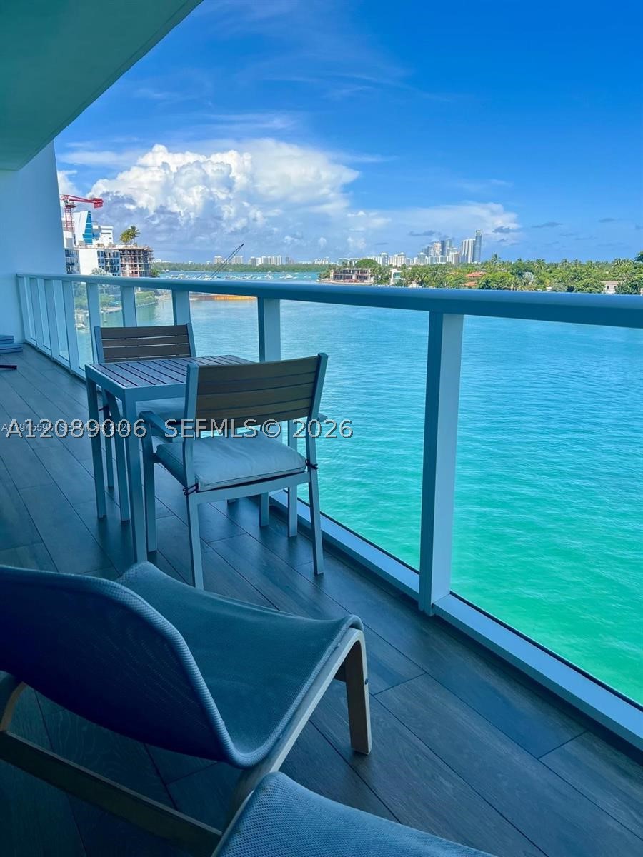 Bay Harbor Islands FL 33154 - A12089006