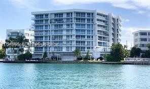 Bay Harbor Islands FL 33154 - A12089006