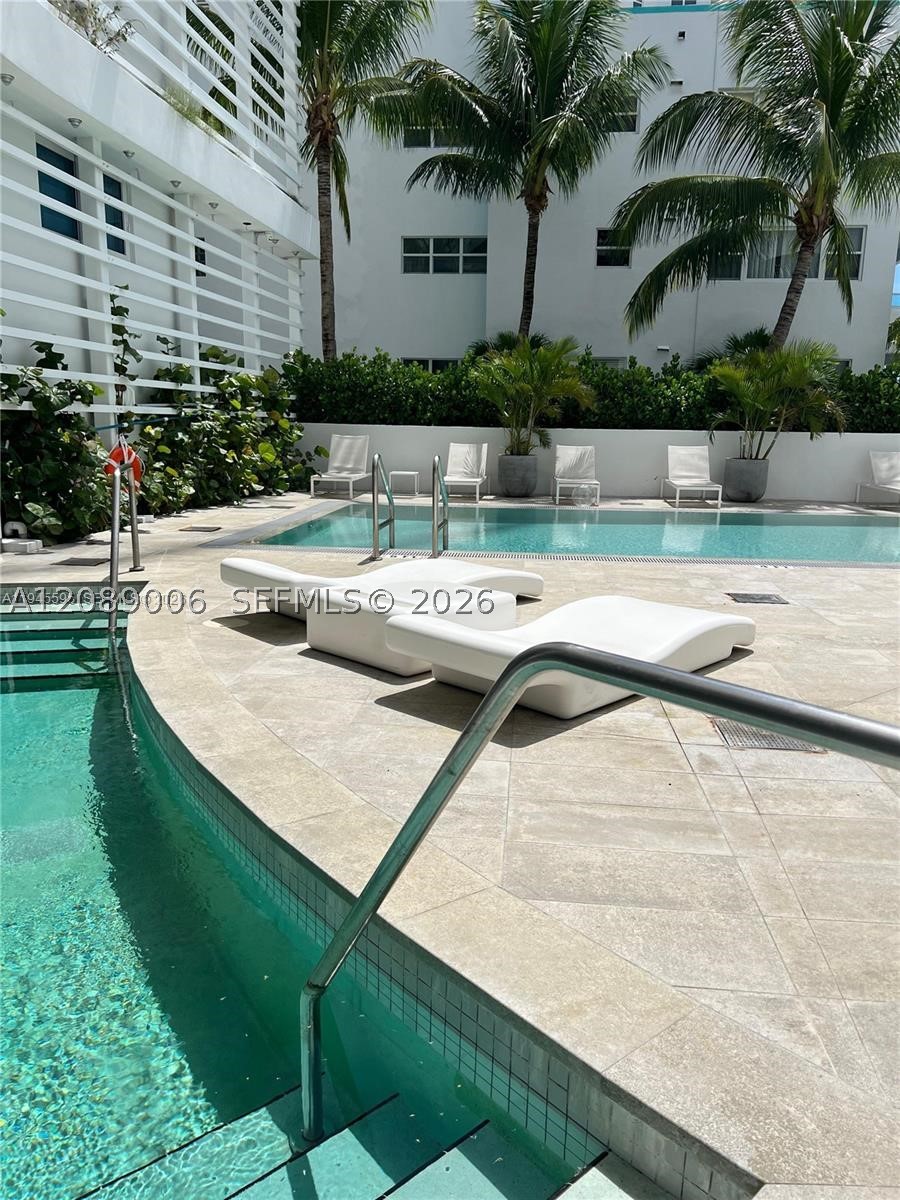 Bay Harbor Islands FL 33154 - A12089006