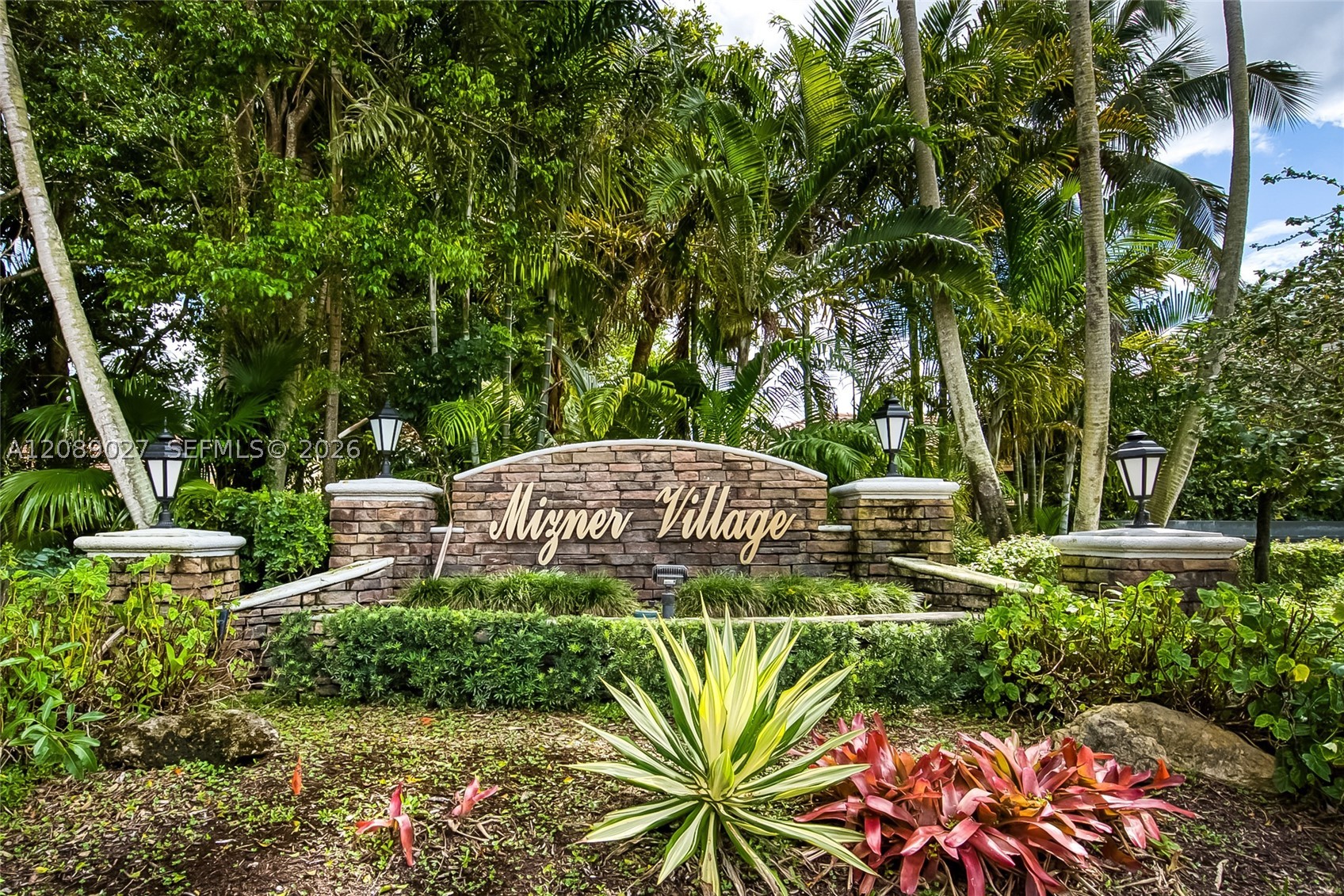 5875 NW 123rd Ave, Coral Springs FL 33076