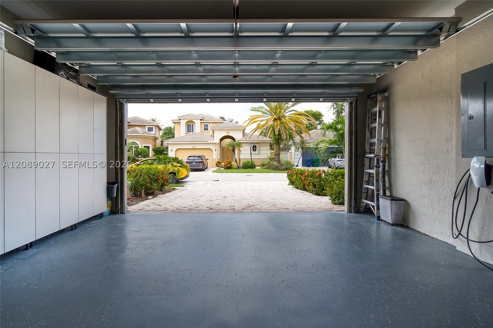 5875 NW 123rd Ave, Coral Springs FL 33076
