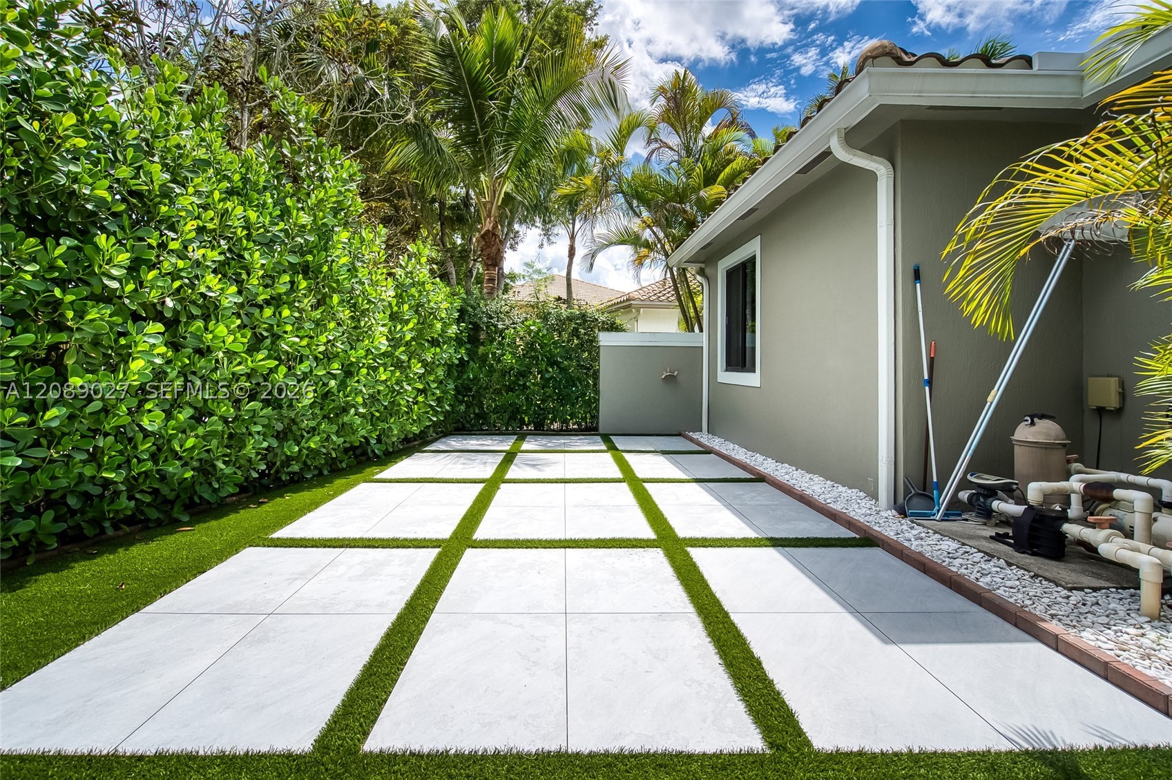 5875 NW 123rd Ave, Coral Springs FL 33076