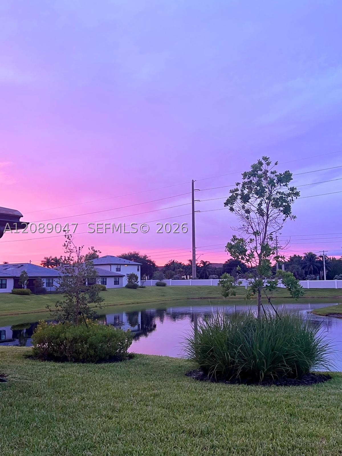 3117 Buttonwood Ct, Lauderdale Lakes FL 33311