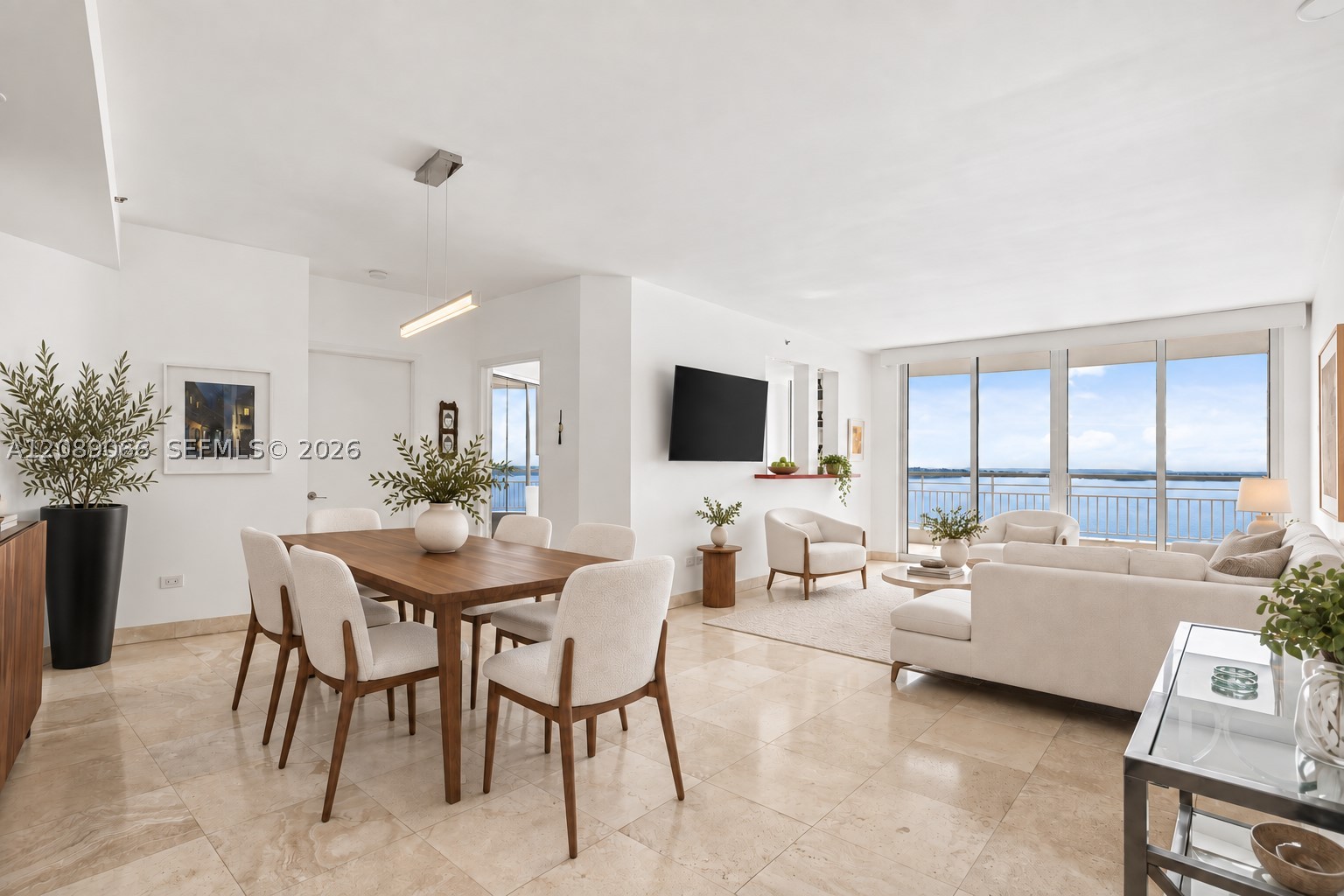 808 Brickell Key Dr #2002, Miami FL 33131