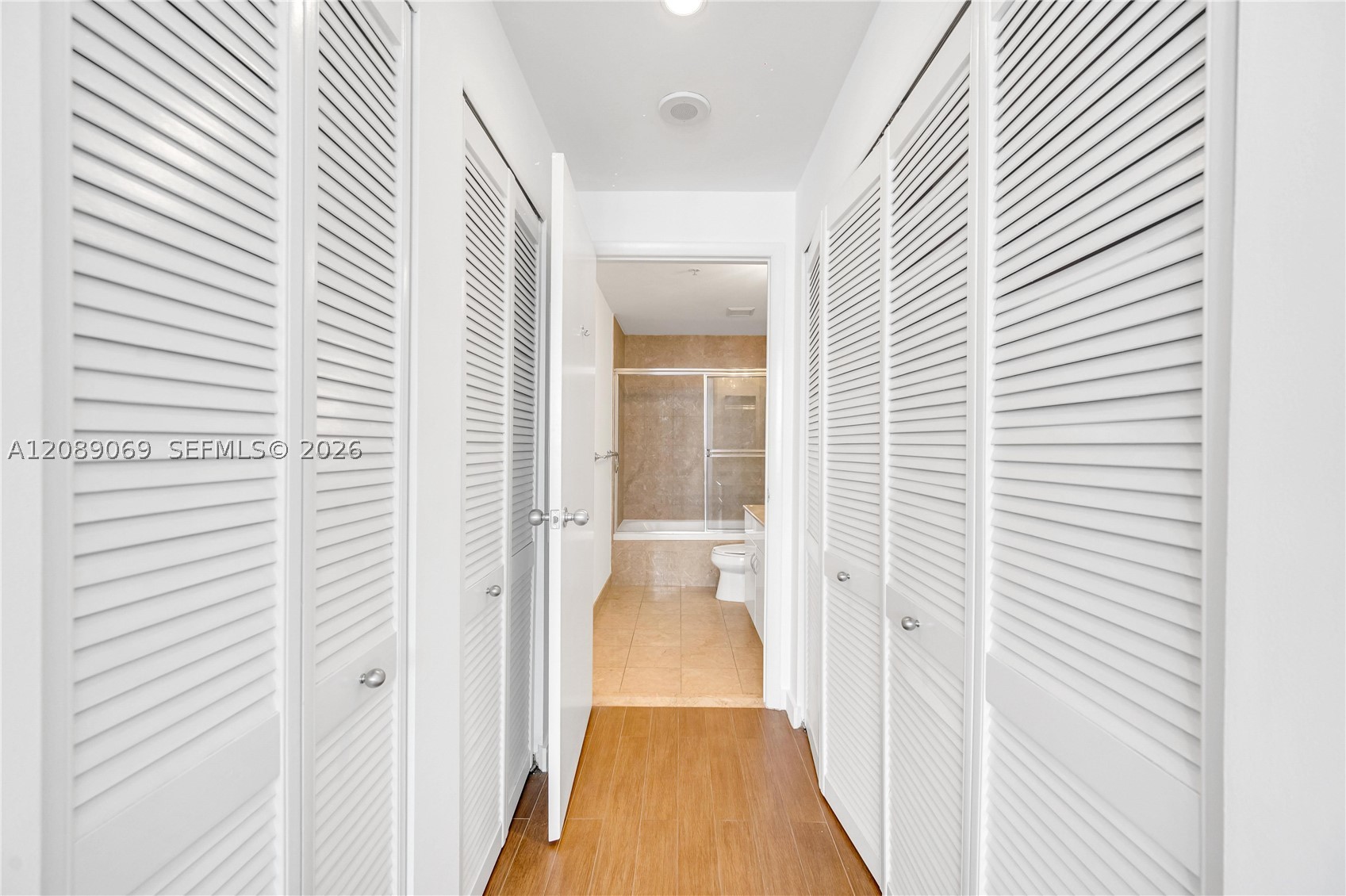 801 Brickell Key Blvd #2208, Miami FL 33131