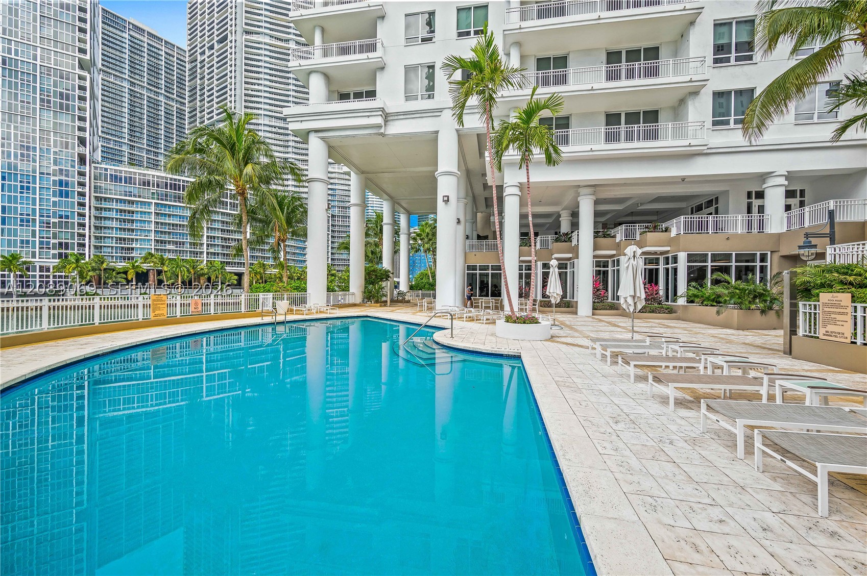 801 Brickell Key Blvd #2208, Miami FL 33131