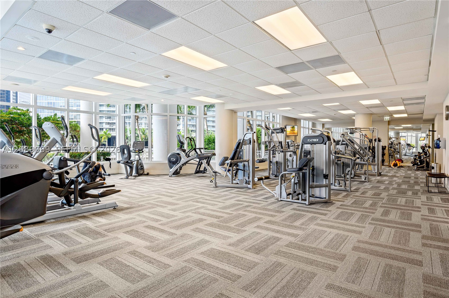 801 Brickell Key Blvd #2208, Miami FL 33131