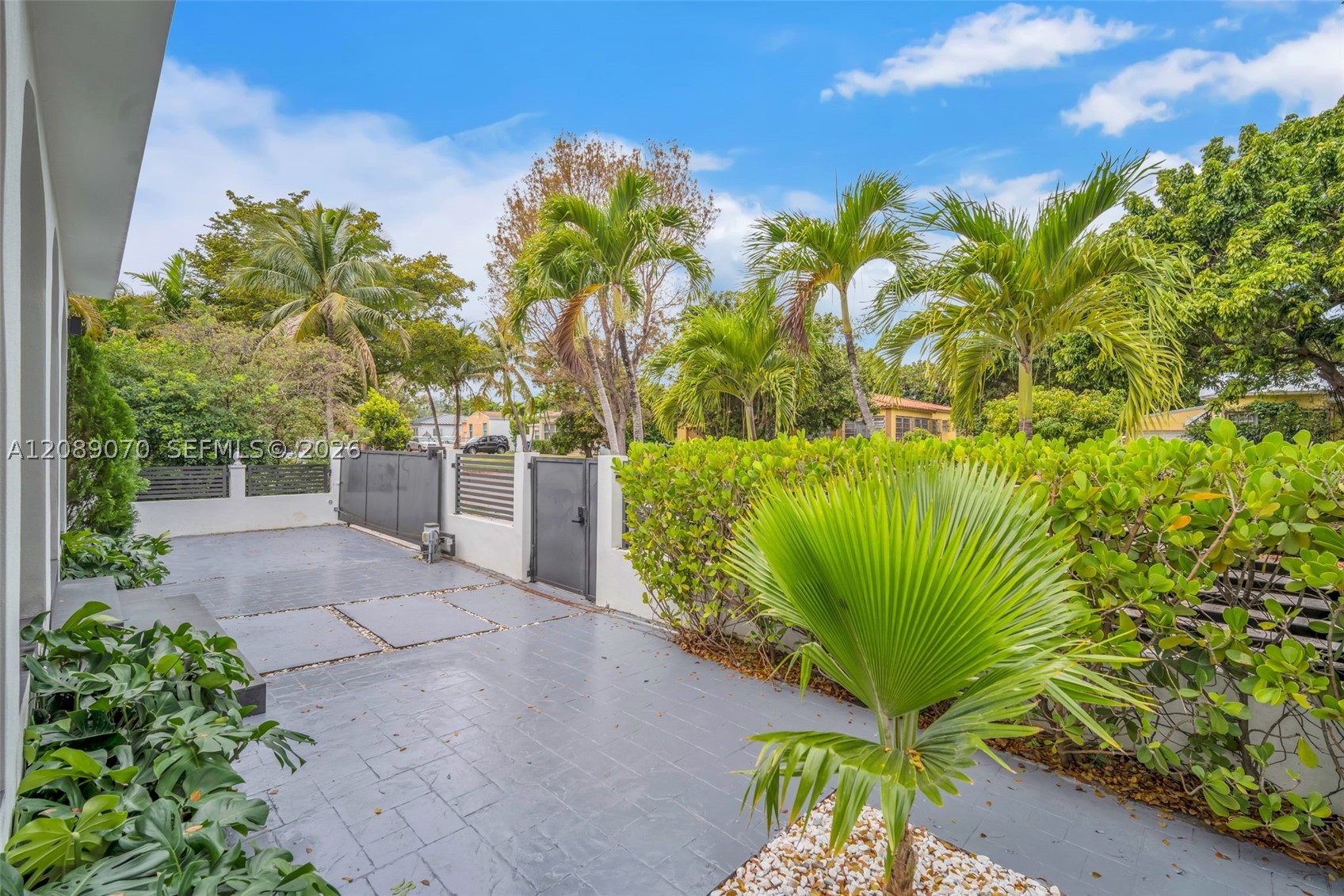 1430 SW 18th St, Miami FL 33145