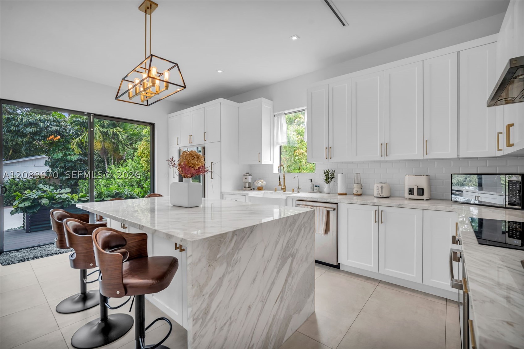 1430 SW 18th St, Miami FL 33145