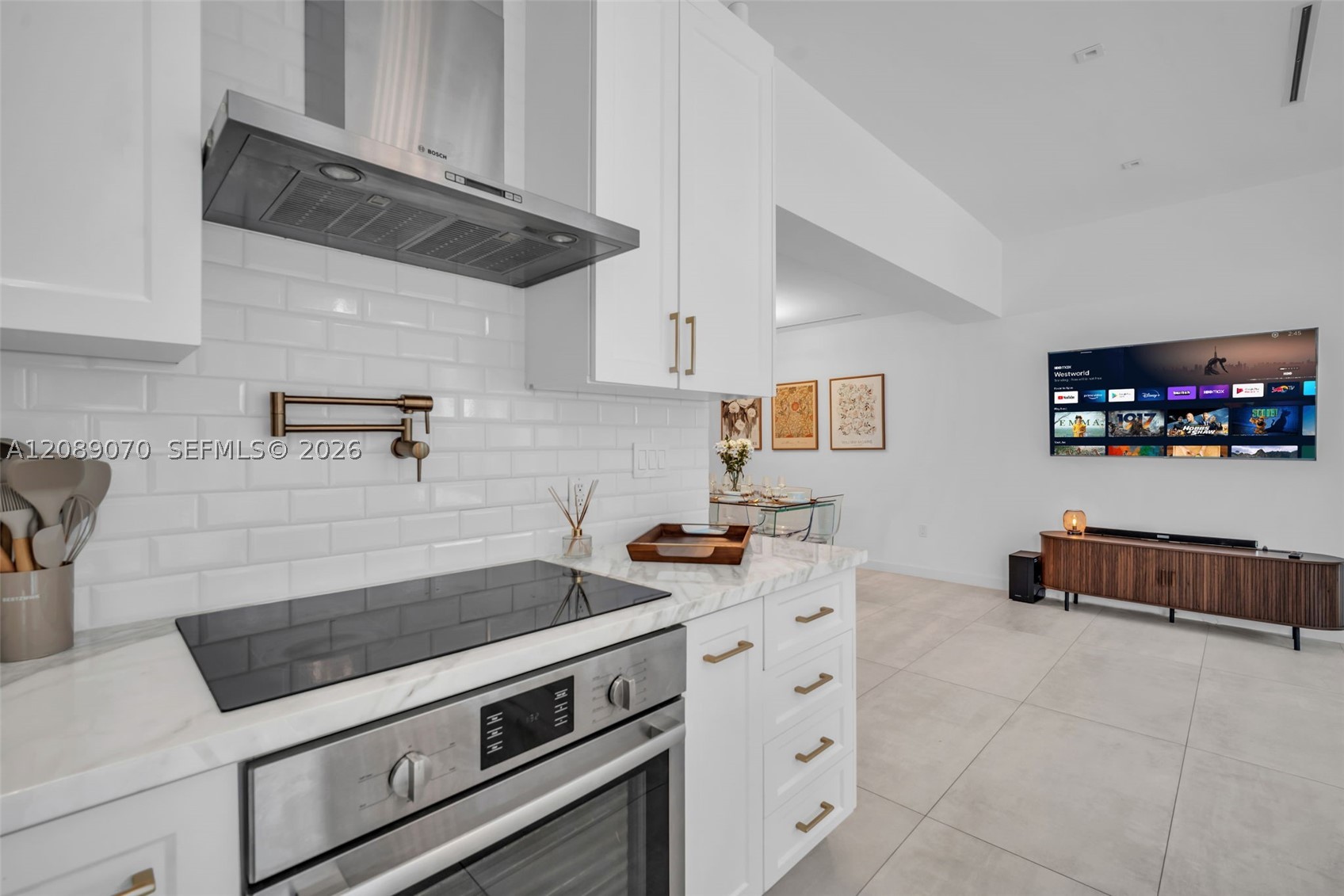 1430 SW 18th St, Miami FL 33145