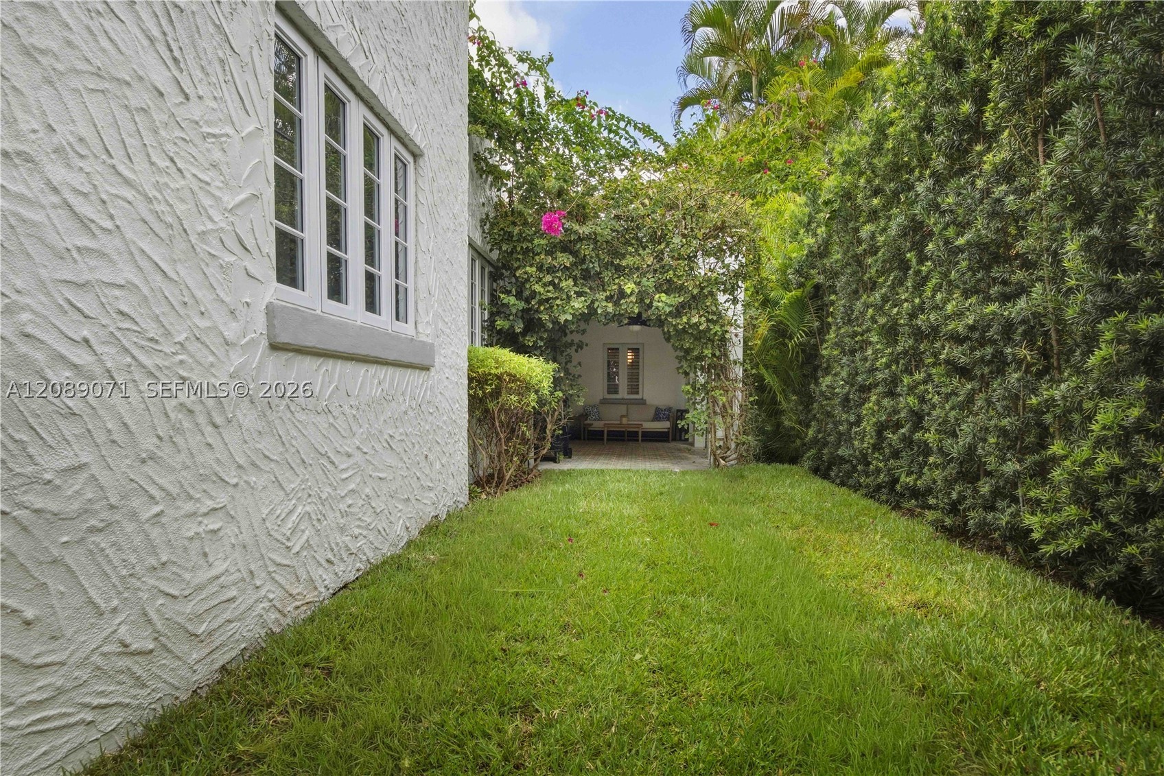 1507 Columbus Blvd, Coral Gables FL 33134