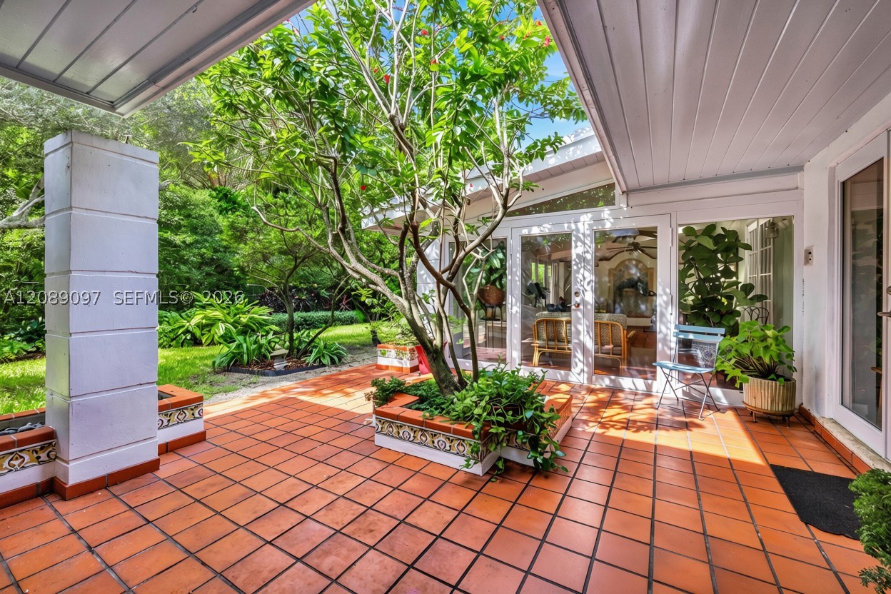 1530 Garcia Ave, Coral Gables FL 33146