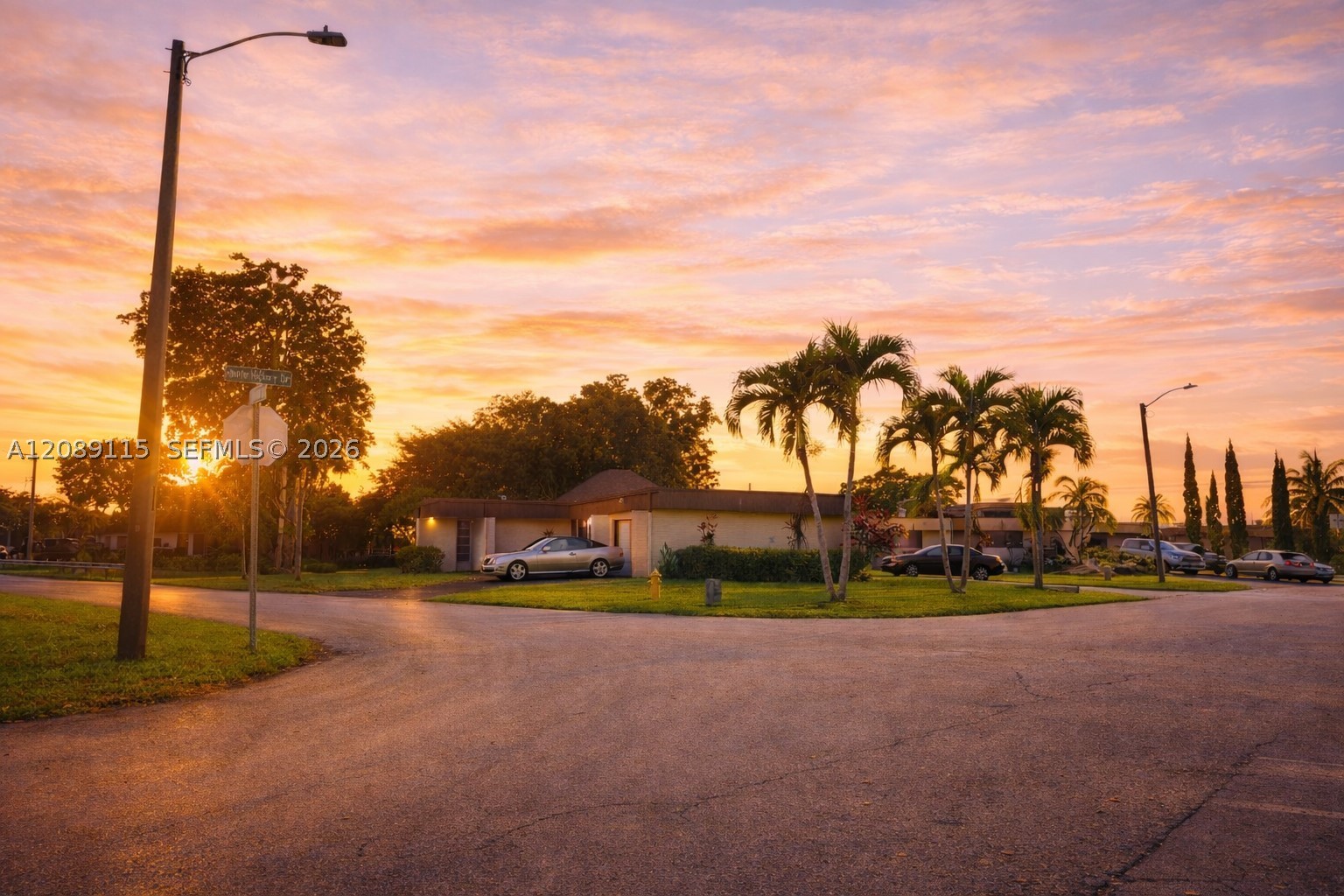 5700 White Hickory Cir, Tamarac FL 33319