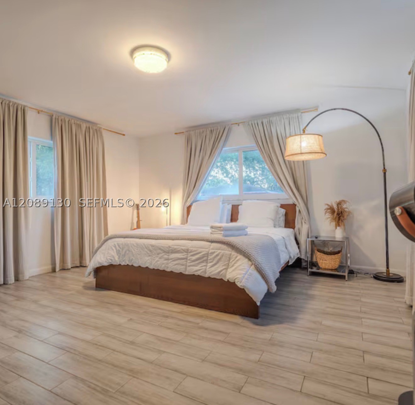 1321 NW 52nd St, Miami FL 33142