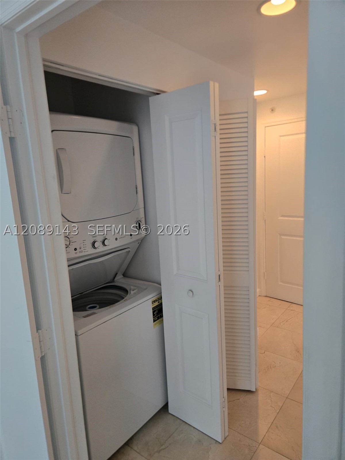 7900 Harbor Island Dr #601, North Bay Village FL 33141