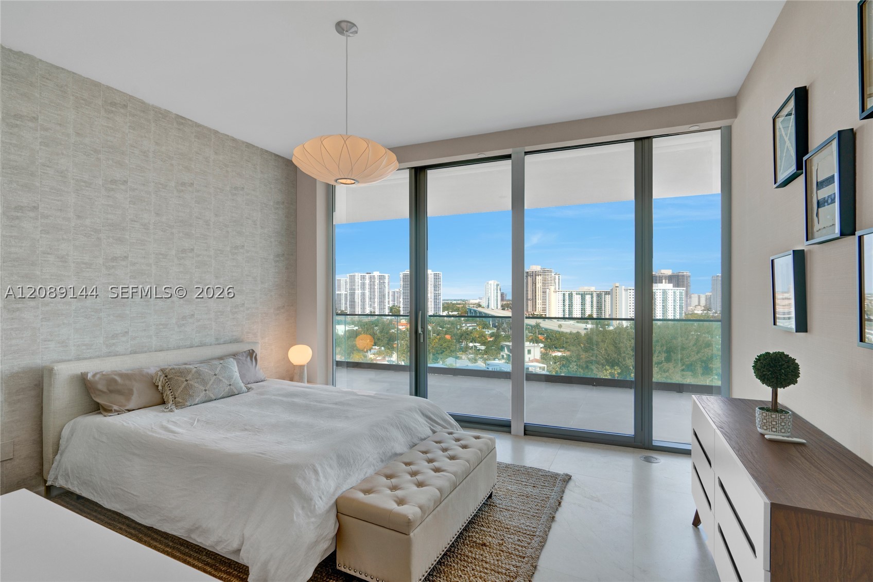 18975 Collins Ave #903, Sunny Isles Beach FL 33160