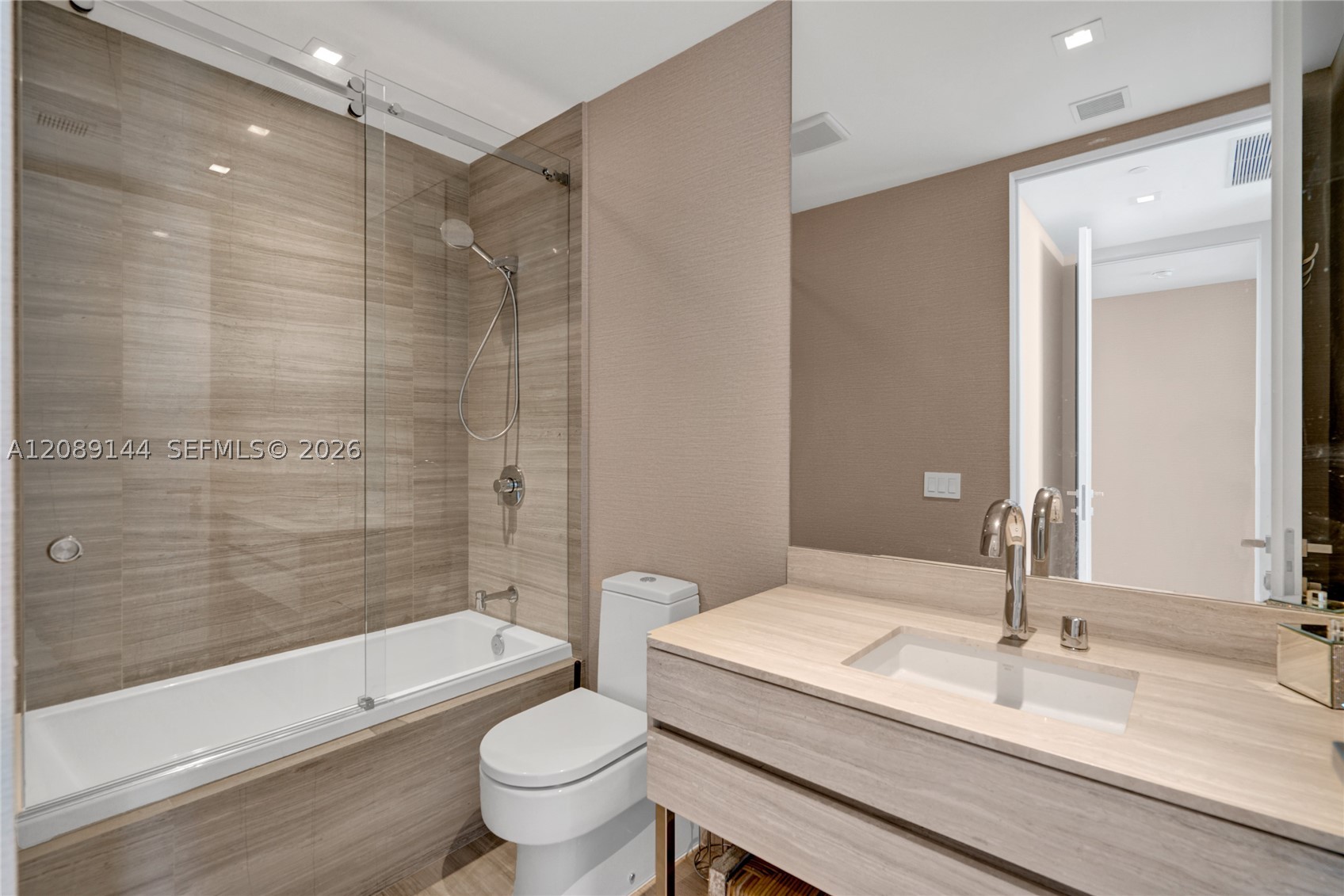 18975 Collins Ave #903, Sunny Isles Beach FL 33160
