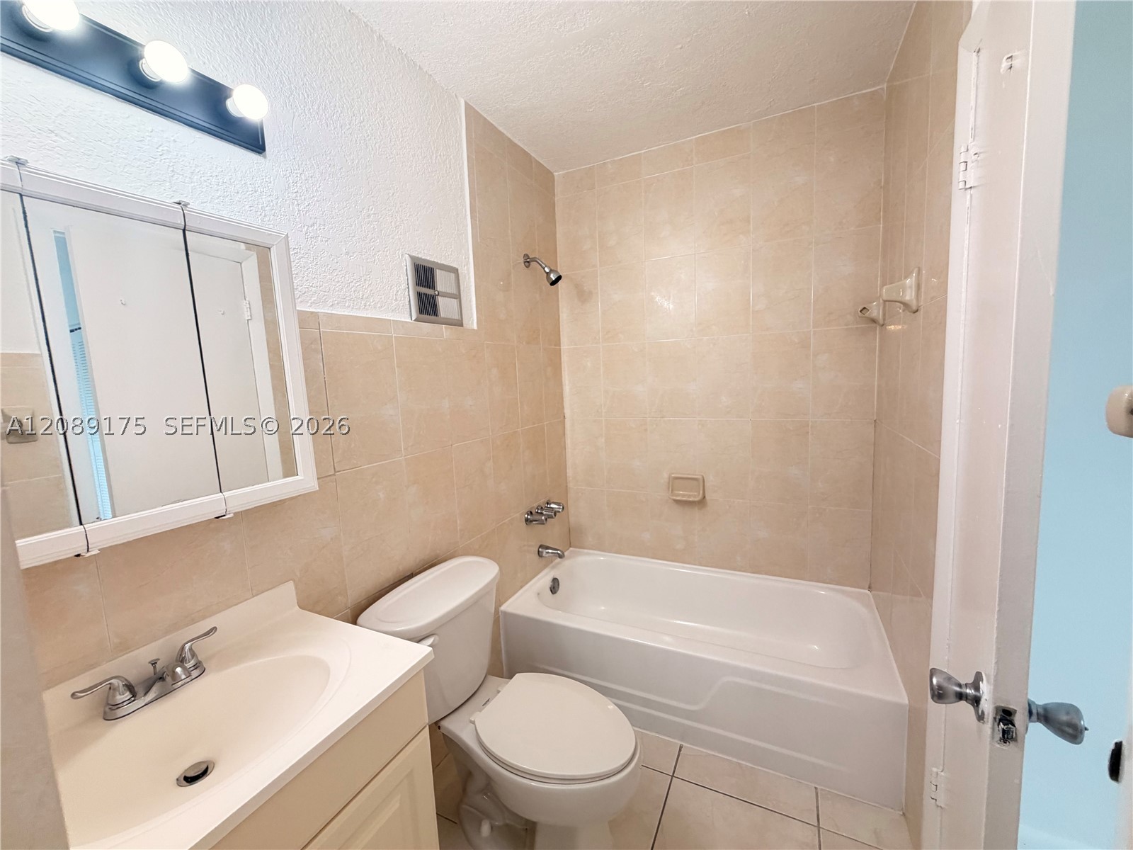 10962 SW 4th St #I2, Sweetwater FL 33174