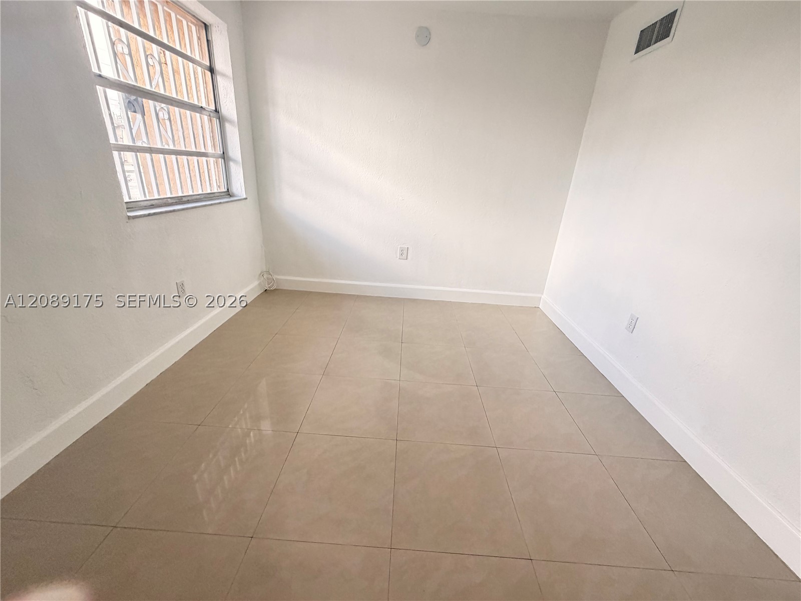 10962 SW 4th St #I2, Sweetwater FL 33174