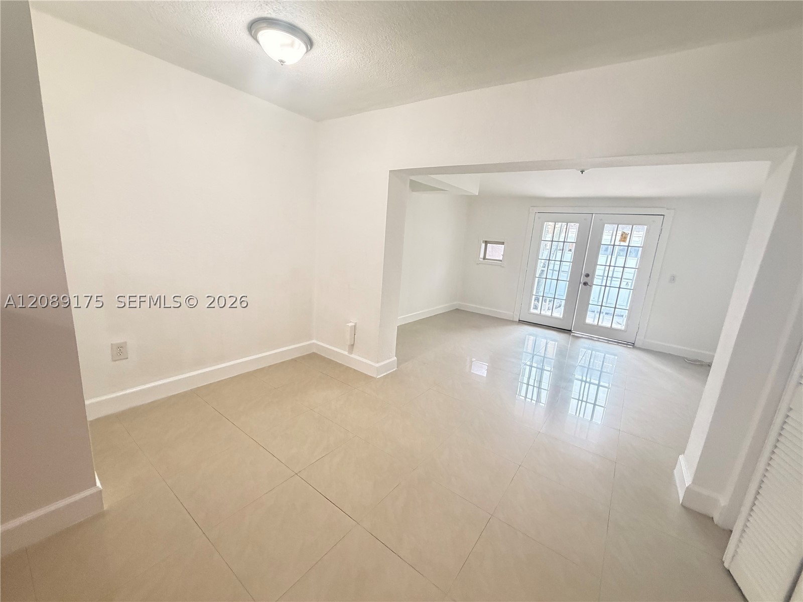 10962 SW 4th St #I2, Sweetwater FL 33174