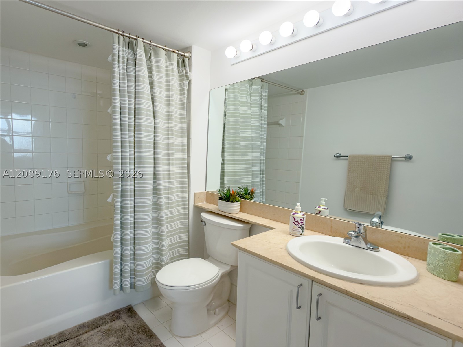 90 Alton Rd #1710, Miami Beach FL 33139