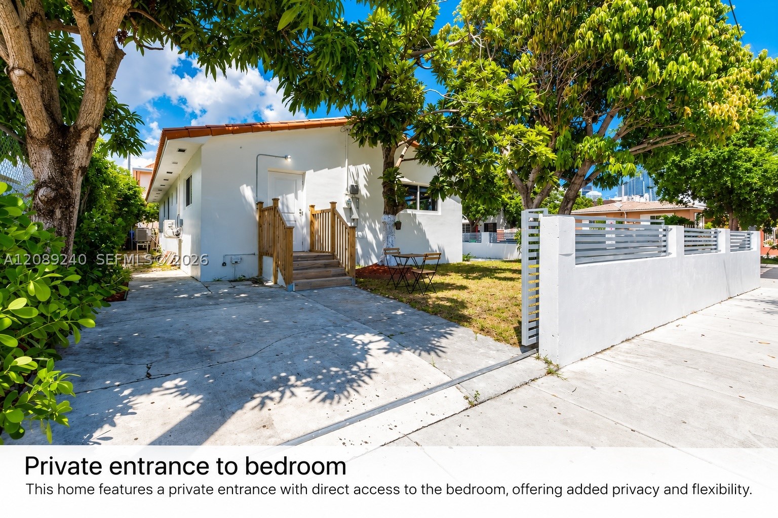 962 SW 6th Ave, Miami FL 33130