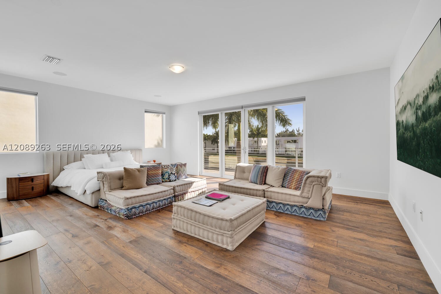 10250 NW 75th Ter, Doral FL 33178