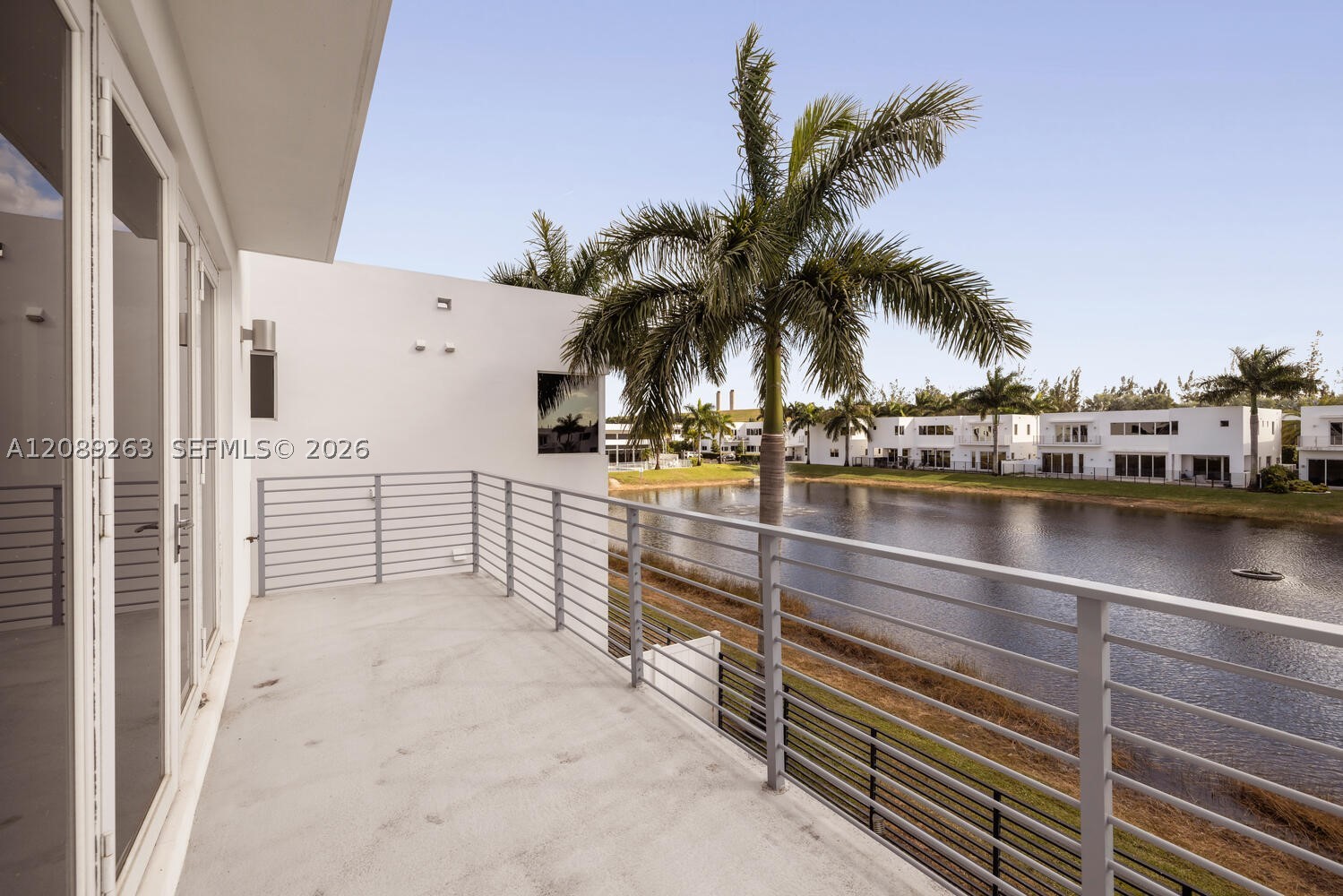 10250 NW 75th Ter, Doral FL 33178
