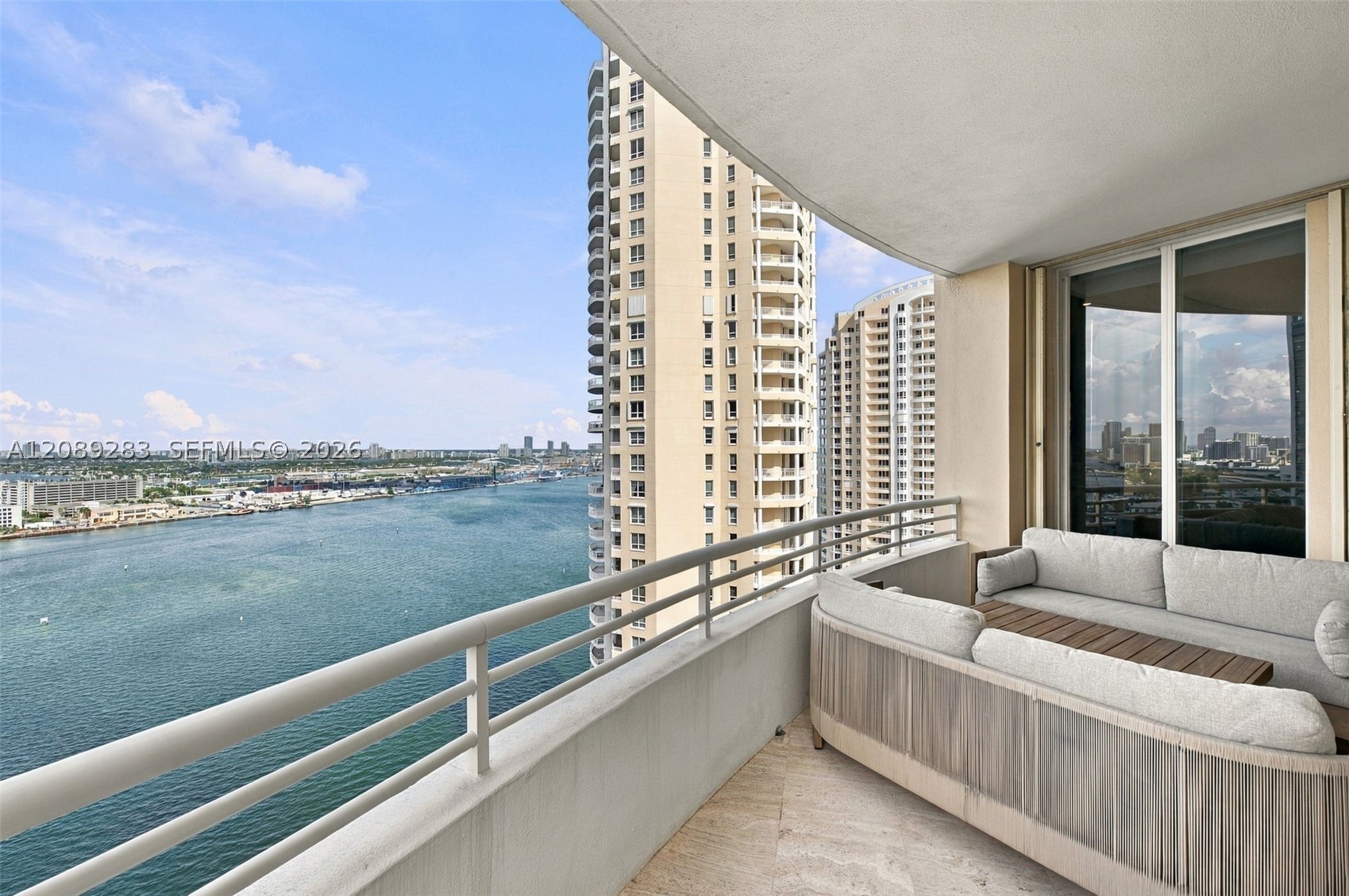 888 Brickell Key Dr #2912, Miami FL 33131