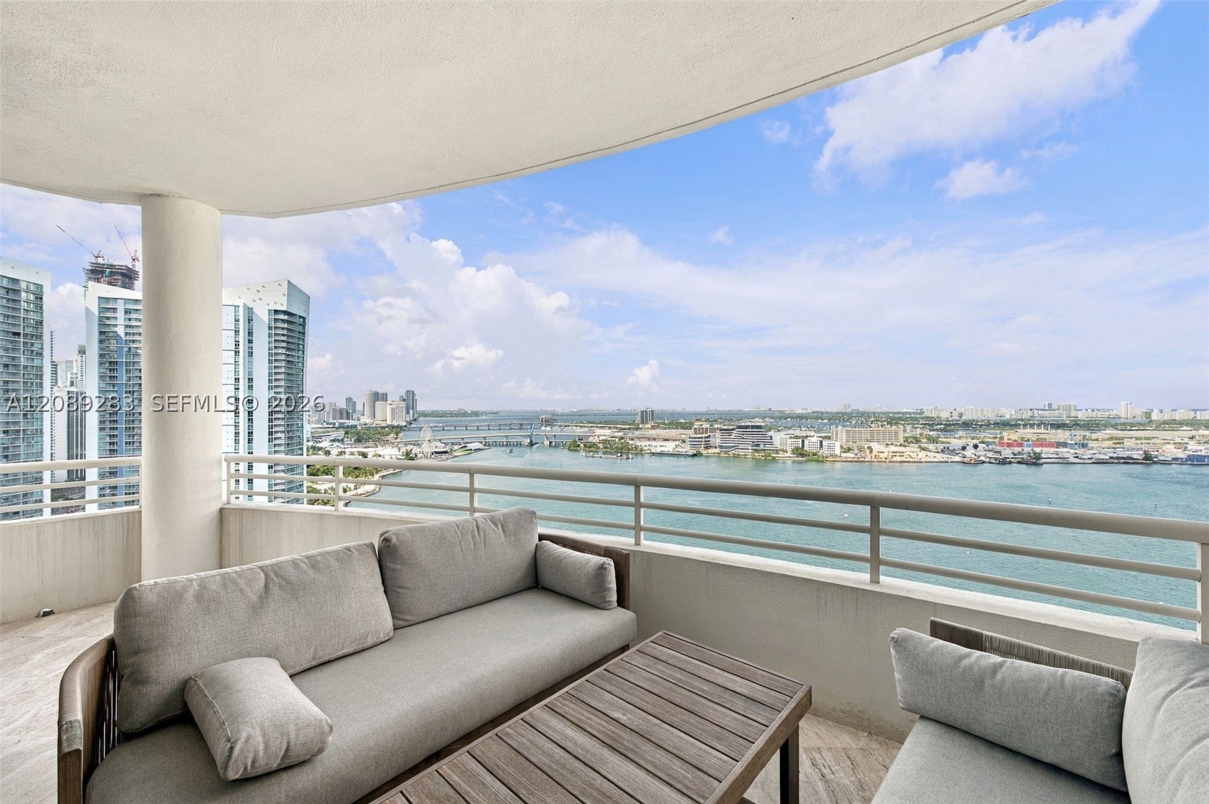 888 Brickell Key Dr #2912, Miami FL 33131