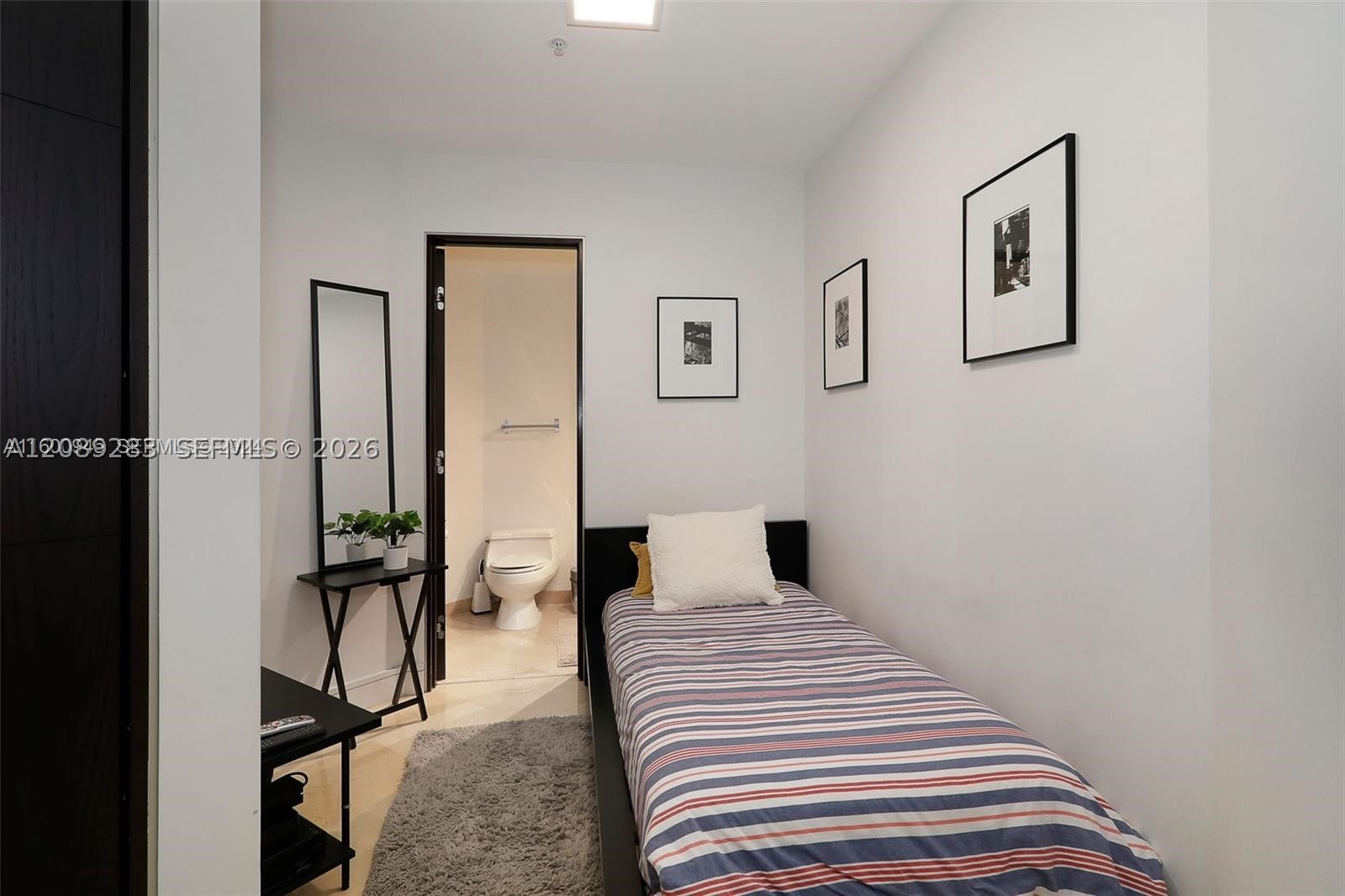 888 Brickell Key Dr #2912, Miami FL 33131