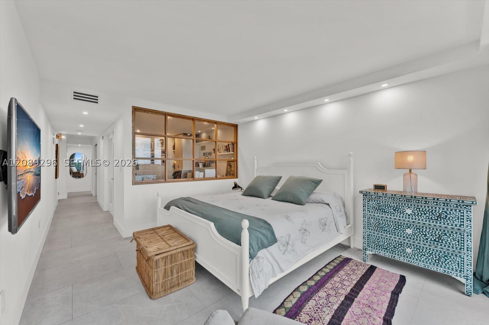 600 Grapetree Dr #7FN, Key Biscayne FL 33149
