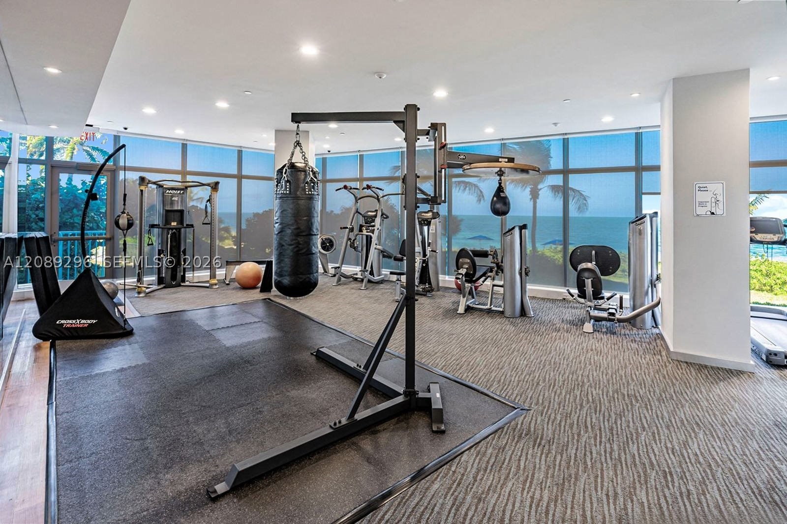 600 Grapetree Dr #7FN, Key Biscayne FL 33149