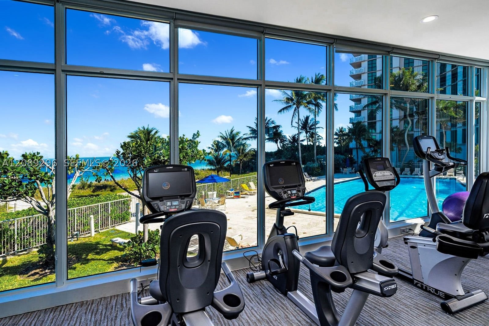 600 Grapetree Dr #7FN, Key Biscayne FL 33149