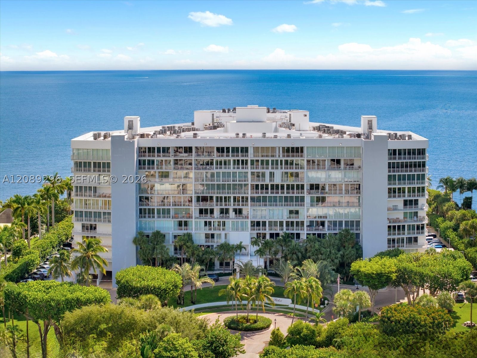 600 Grapetree Dr #7FN, Key Biscayne FL 33149