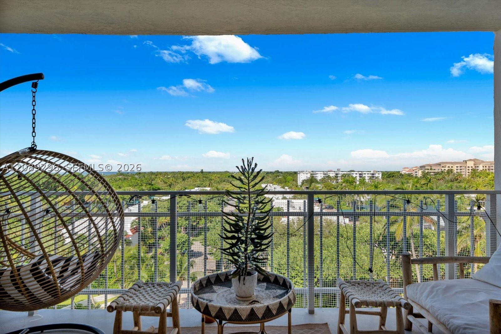 600 Grapetree Dr #7FN, Key Biscayne FL 33149